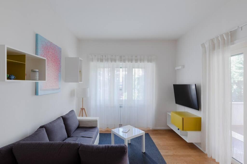 Stupendo Appartamento In Quartiere Residenziale Rom Exteriör bild