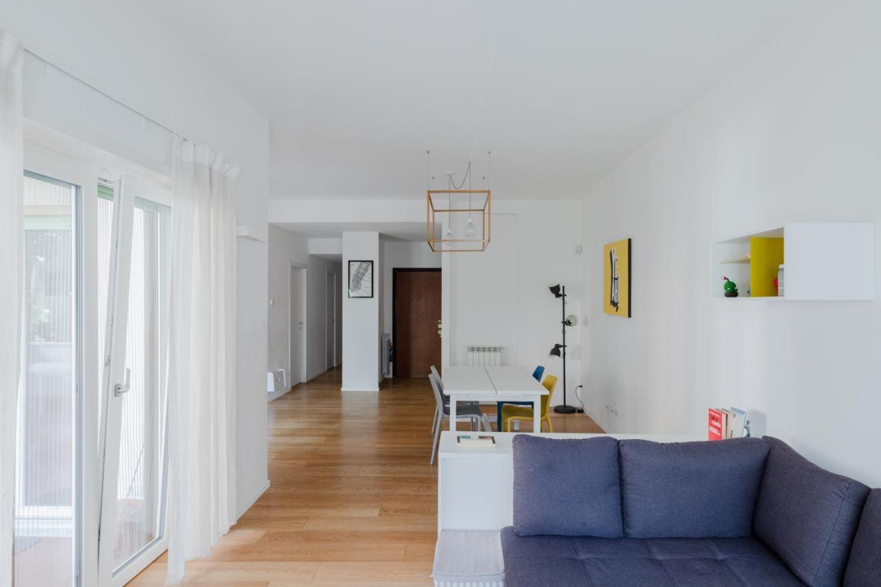 Stupendo Appartamento In Quartiere Residenziale Rom Exteriör bild